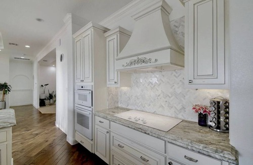Brushy Bend Park Casa | 2 Luxury Homes | Group Retreats | Games | Fire Pit