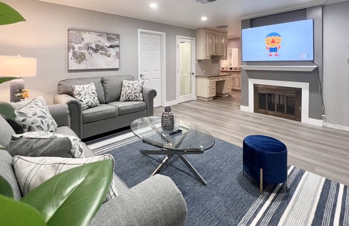 Cambrian Casa | 2 master! Modern 4B3B+A/C+free parking