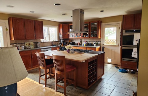 Blacksburg Casa | 2 mi from VT campus. Great house - football games, graduation, or campus visits.