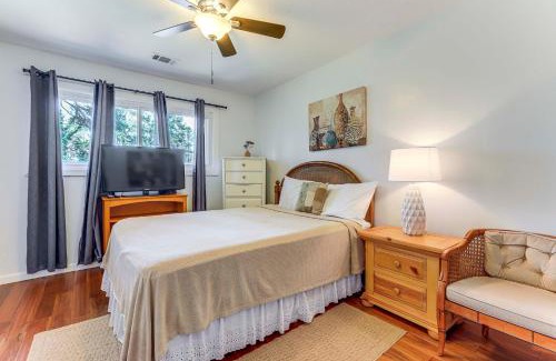 College Park Casa | 2 Mi to Airport College Park Home with Grill!