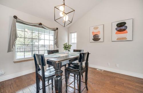 South Richland Casa | 2 Mi to Badger Mountain Hot Tub Haven!