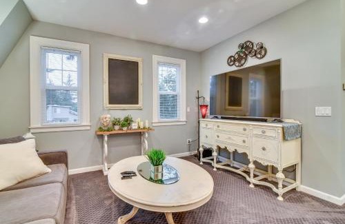 Oak Grove Casa | 2 Mi to Bay Park Charming Milwaukie Getaway