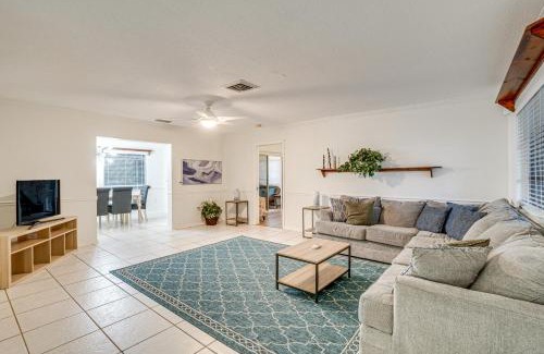 South Venice Casa | 2 Mi to Beach Home with Pool in Venice