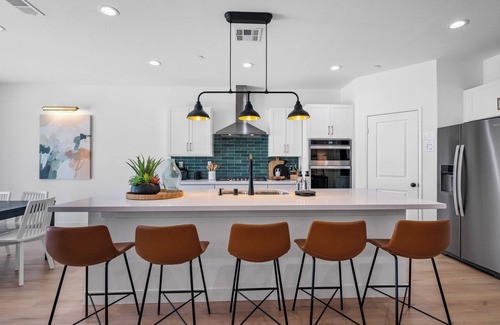 Coachella Casa | 2 Mi. To Coachella Festival - Pool, Spa, Gameroom