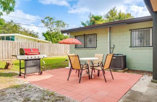 Cocoa Casa | 2 Mi to Cocoa Riverfront Park Home with Patio!