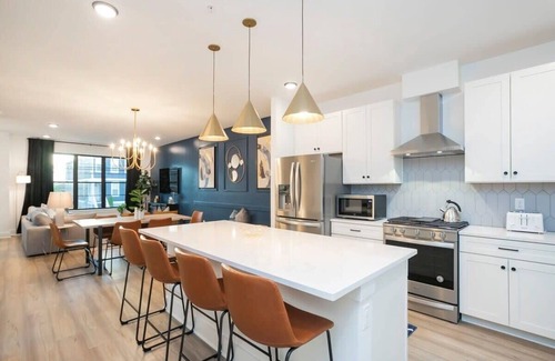 McFerrin Park Casa | April Discount! 2 Mi to DT + King Beds & Garage