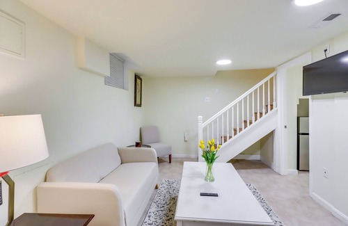 Bloomingdale Apartamento | 2 Mi to Dtwn DC: WFH-Friendly Apt