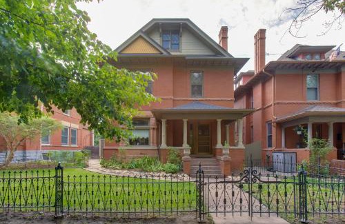 Cheesman Park Apartamento | 2 Mi to Dtwn Walkable Cheesman Park Apt