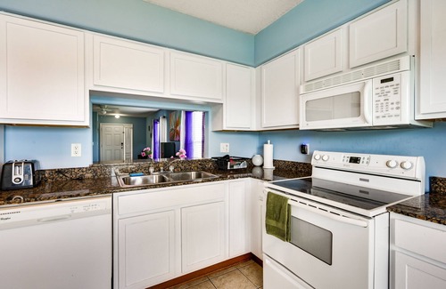 Wesley Chapel South Casa | 2 Mi to Epperson Lagoon: Home w/ Private Yard
