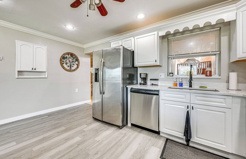 Charlotte Park Casa | 2 Mi to Fisherman's Village: Punta Gorda Home