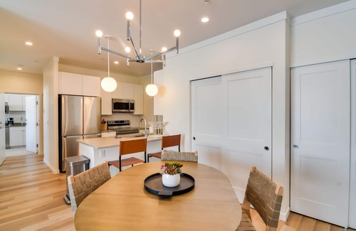 Fraser Condominio | 2 Mi to Fraser Tubing Hill: Condo w/ Fireplace!