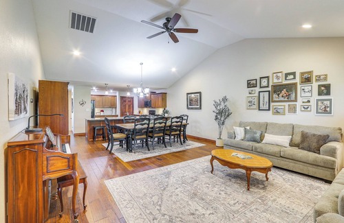 Winfield Casa | 2 Mi to Main Street: Family Home in Winfield!
