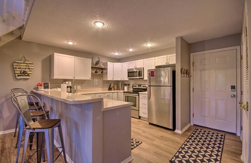 Osage Beach Apartamento | 2 Mi to Margaritaville Resort Lake-View Retreat!