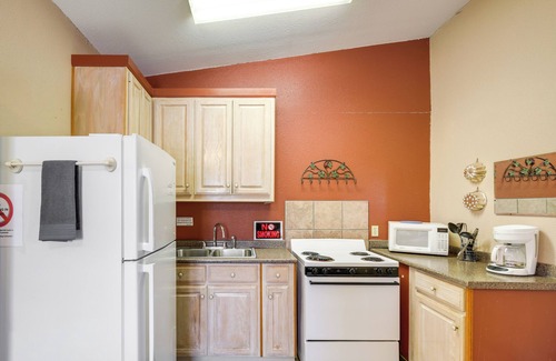 Lake Whitney Apartamento | 2 Mi to Marina: Lake Whitney Studio Retreat!