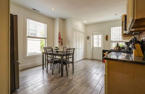 Bloomingdale Casa | 2 Mi to National Mall: WFH-Friendly DC Townhome