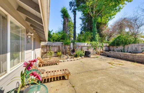 Eureka Casa | 2 Mi to Old Town House with Grill in Eureka!