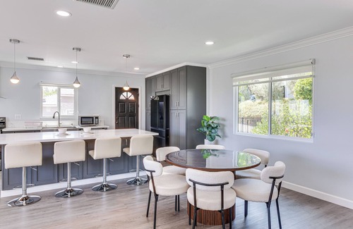 South Arroyo Casa | 2 Mi to Rose Bowl Stadium: Mtn-View Gem w/ Patio