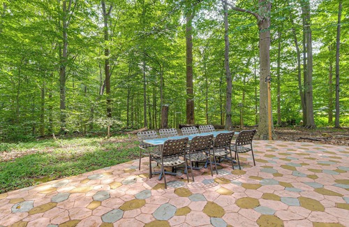 Long Reach Apartamento | 2 Mi to Shops & Eateries: Columbia Condo w/Patio