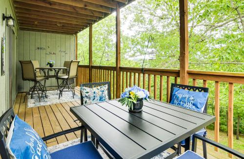 Notch Estates Apartamento | 2 Mi to Silver Dollar City Inviting Family Escape