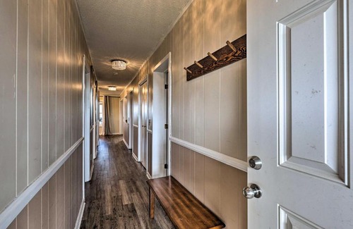 Banner Elk Apartamento | 2 Mi to Skiing Beech Mountain Resort Condo!