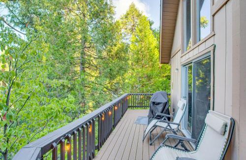 Lake Arrowhead Casa | 2 Mi to SkyPark at Santas Village Family Cabin