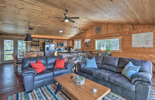 Saint Mary's Casa | 2 Mi to St Marys Glacier Modern Cabin with Hot Tub
