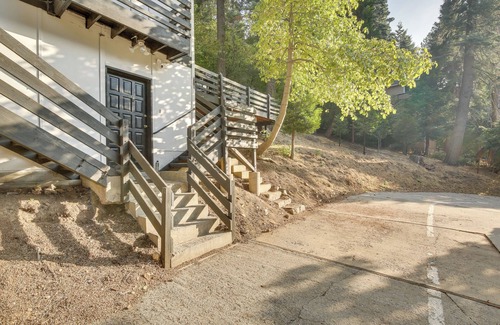 Arrowhead Villas Apartamento | 2 Mi to Water: Lake Arrowhead Studio