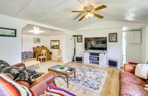 Ocala Casa | 2 Mi to World Equestrian Center Gem with Large Yard