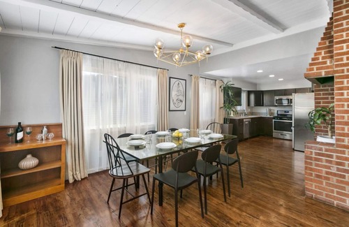 Stockton Casa | ~2 Miles to NASSCO, Naval Base, Gaslamp - 3/2 AC, WiFi, W&D, Yard, Free Parking