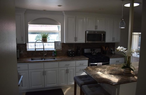 Northwest Anaheim Casa | 2 minutos de Disney, 20 min de la playa, 45 min hasta el centro de La