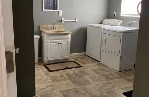 Darfork Apartamento | 2 minute drive to ARH Hospital and UK 2 minute walk to Perry County Park