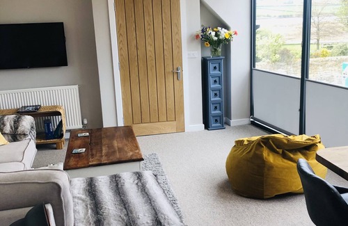 Alnmouth Apartamento | 2 Minute Walk to Beach with Private Parking and Pet Friendly