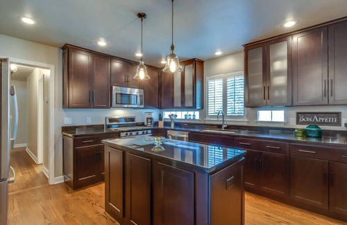Harters Heights Casa | 2 minutos a pie de ND Campus y Eddy St. ¡Los comunes!