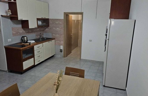 Torre Annunziata Apartamento | 2 minutes from the Train .Apartment great for families and groups