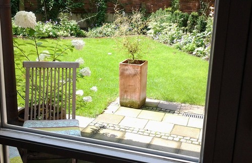 Innenstadtring Casa | 2 minutes from Aasee Münster - cozy 2-room apartment on the ground floor with garden