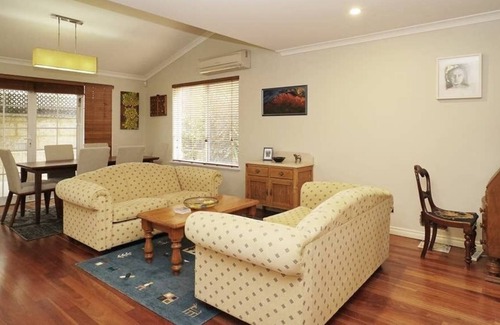 Embleton Casa | ¡Dos minutos para Morley Galleria!