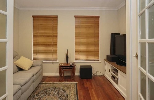 Embleton Casa | ¡Dos minutos para Morley Galleria!