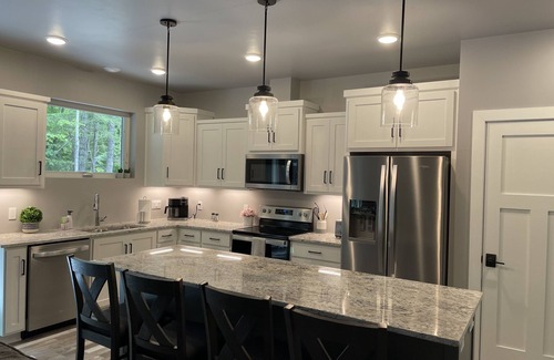 Egg Harbor Casa | 2 Neighboring Homes Sleep 24 - 8 Bedrooms and 10 Bathrooms