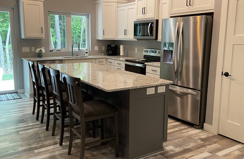 Egg Harbor Casa | 2 Neighboring Homes Sleep 24 - 8 Bedrooms and 10 Bathrooms