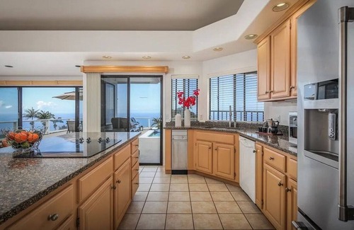 Holualoa Casa | 2 Oceanview Luxury Suites+ pool and Jacuzzi