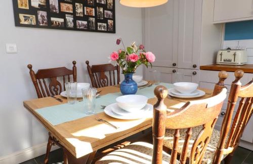 Llanllyfni Casa | 2 Pant Y Celyn