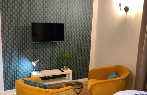 Chatel-Guyon Apartamento | 2-person air-conditioned 1-bedroom apartment near Aïga Resort Puy de la Coquille A02