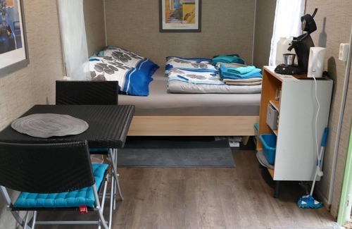 Pelm Apartamento | 2-person caravan, sanitary facilities in the main house - Mawile-Eifelschlaf, caravan