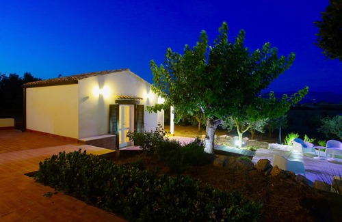 Alcamo Villa | 2 PINES villa con vistas al Golfo de Castellammare