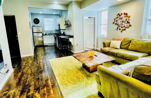 Central Northside Casa | Free off-street Park+3 BR *Walk to PNC & Acrisure*