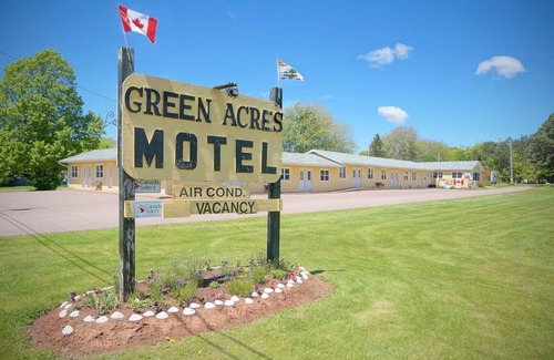 Summerside Apartamento | (2) Suite Queen privada en Green Acres Summerside