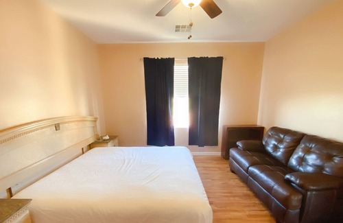 Summerlin West Casa | 2 private rooms with high school rating excellent summerlin neighborhood