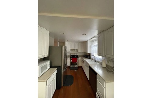 Colesville Casa | 2 QUEEN BEDS 2 GUESS