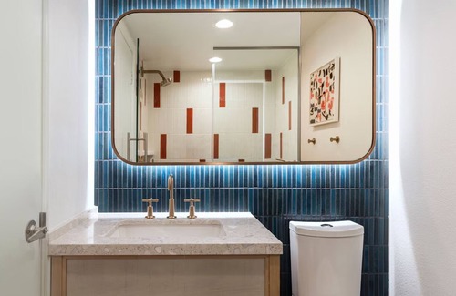 Islamorada Hotel | 2 Relaxing Rooms w/ Balcony, Free Parking, 3 Pools & Pet Friendly