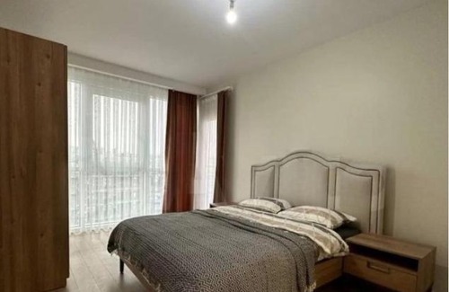 Bahcelievler Apartamento | 2-room apartment, 108 m², 7/14 floor.